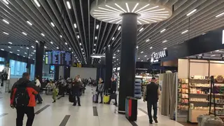 В аэропорту Новосибирска люди более суток ждали отлета в Якутию
