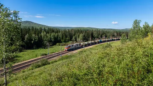 8 вагонов с углем сошли с рельсов в Красноярском крае