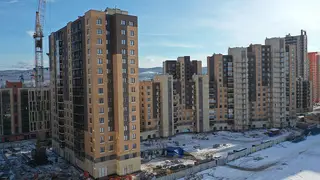 Названы лидеры строительного рынка Красноярского края: рассказываем, кто сдает квартиры в срок, использует лучшие инженерные решения и помнит об инфраструктуре