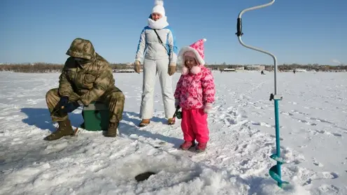 Во Владивостоке вступил в силу запрет о выходе на лед