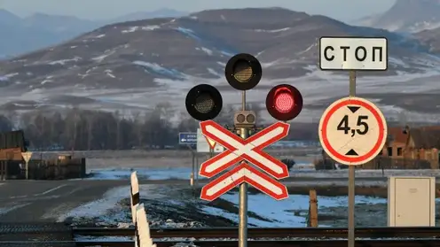 В связи с ремонтными работами будет временно ограничено движение автотранспорта через переезд в Манском районе Красноярского края